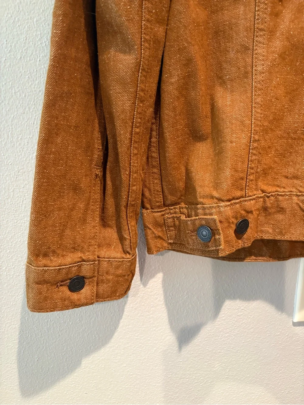 LEVIS Sz. LARGE Men Burnt Orange Teak Brown Denim Jean Jacket Trucker Coat
